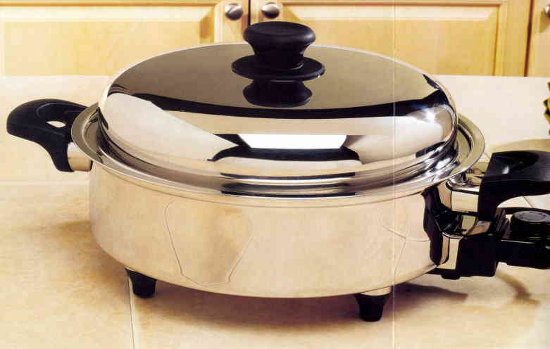 Vacumatic 13.5″ JUMBO SAUTE FRY PAN (MINI WOK) with COVER - American  Waterless Cookware